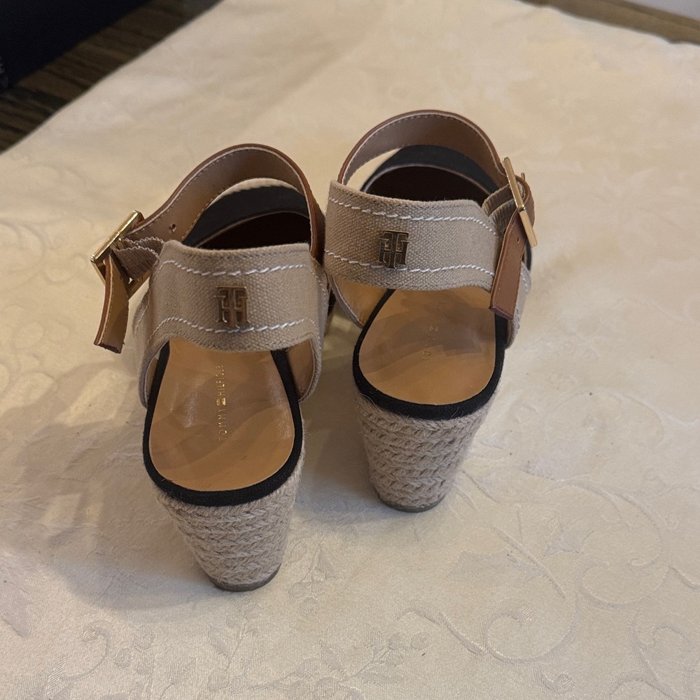Tommy Hilfiger Black and Tan Wedge Espadrille Sandals - Picture 9 of 9
